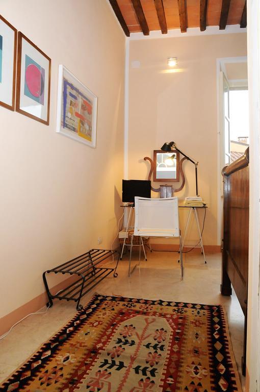 Cavour33 Bed & Breakfast Massa  Bagian luar foto